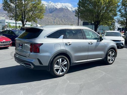Steel Gray 2024 Kia Sorento Plug-In Hybrid SX Prestige