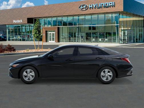 Black 2026 Hyundai ELANTRA SE