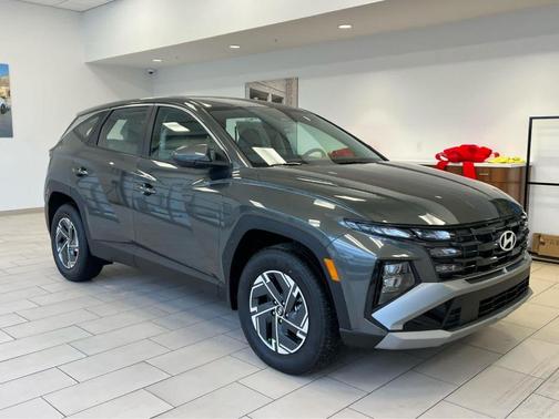 Amazon Gray 2026 Hyundai TUCSON Hybrid Blue SE