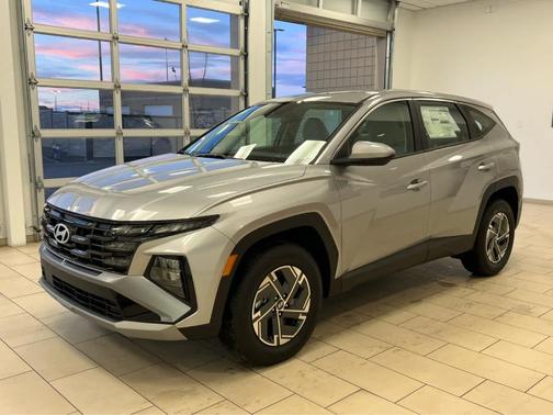 2026 Hyundai TUCSON Hybrid Blue SE