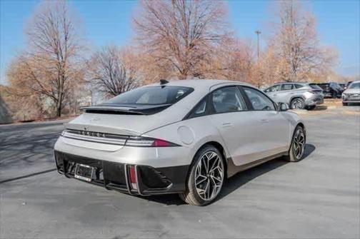 2025 Hyundai IONIQ 6 SEL