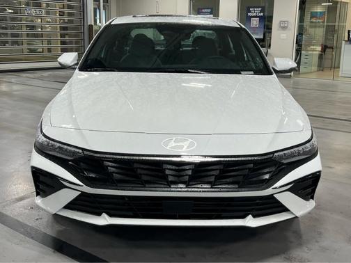 2026 Hyundai ELANTRA HEV Limited