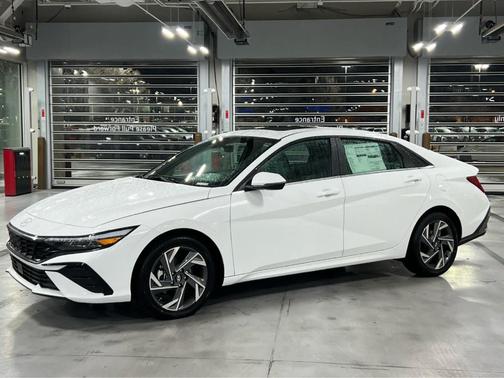2026 Hyundai ELANTRA HEV Limited