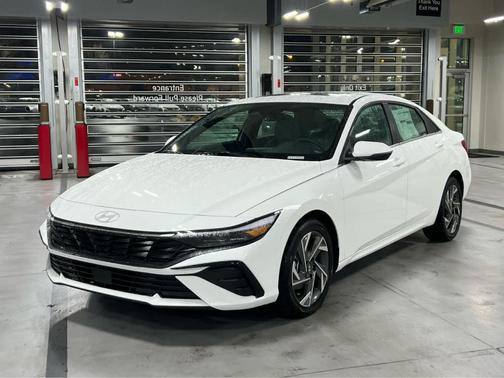 2026 Hyundai ELANTRA HEV Limited