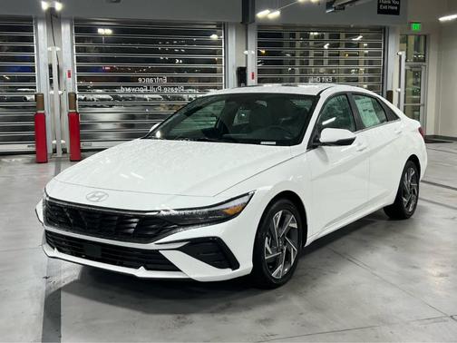 2026 Hyundai ELANTRA HEV Limited