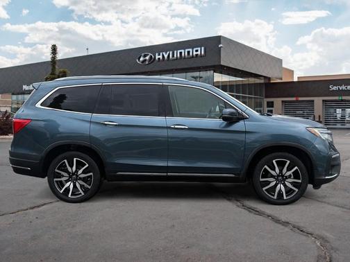 2019 Honda Pilot Touring 8-Passenger