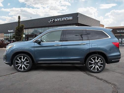 2019 Honda Pilot Touring 8-Passenger