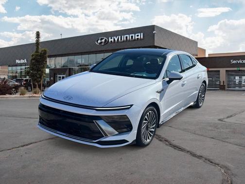 2024 Hyundai SONATA Hybrid Limited