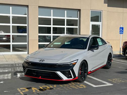 2026 Hyundai ELANTRA N Base