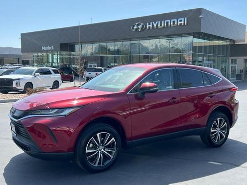 2023 Toyota Venza LE