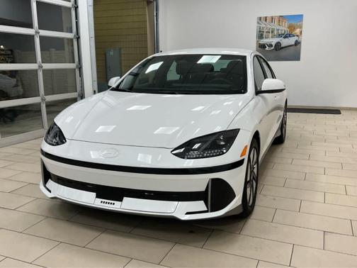 2025 Hyundai IONIQ 6 SE