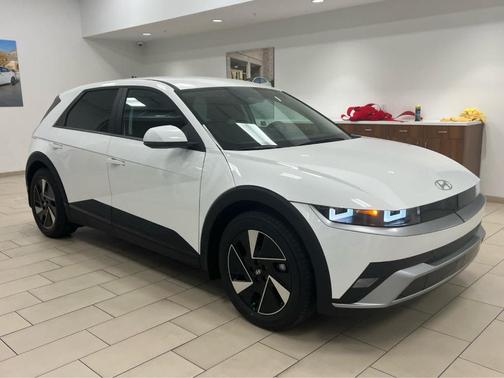 2026 Hyundai IONIQ 5 SEL