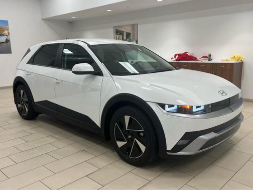 2026 Hyundai IONIQ 5 SEL