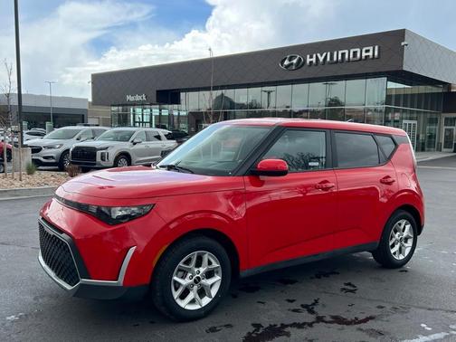 2023 Kia Soul LX
