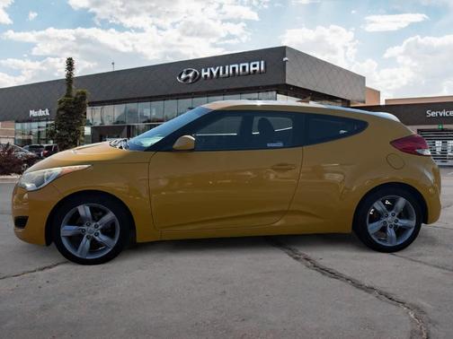 2012 Hyundai Veloster Base