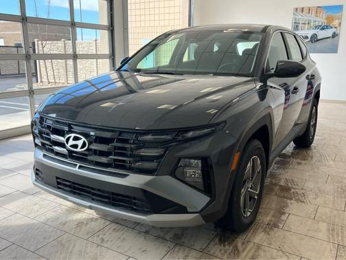 Gray 2026 Hyundai TUCSON Hybrid Blue SE