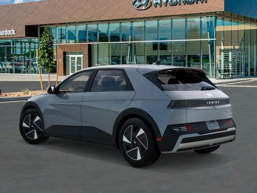 2026 Hyundai IONIQ 5 SE Standard Range