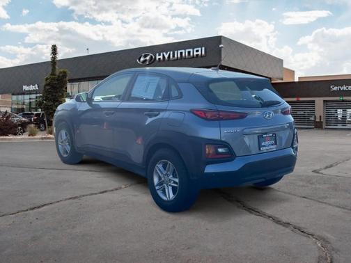 2021 Hyundai KONA SE