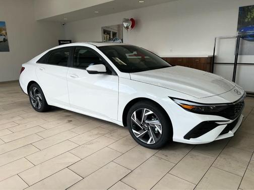 2026 Hyundai ELANTRA HEV Limited