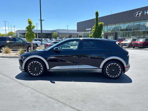 Black 2023 Hyundai IONIQ 5 Limited