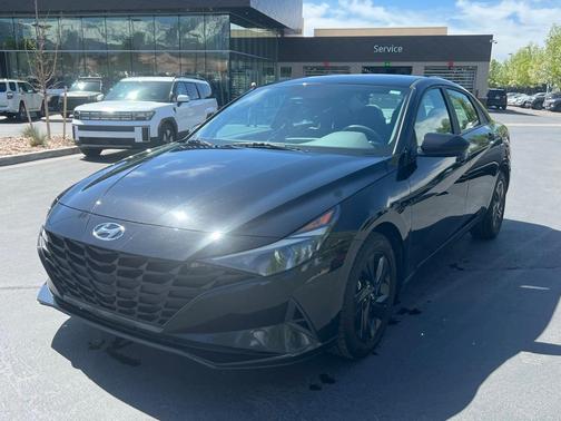 2022 Hyundai ELANTRA HEV Blue