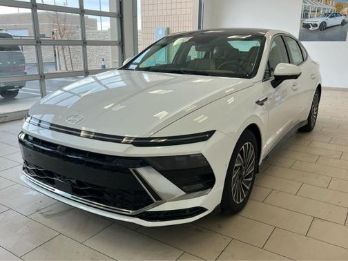 2026 Hyundai SONATA Hybrid Limited