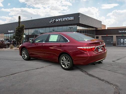 2017 Toyota Camry SE