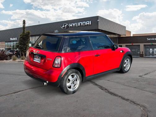2009 MINI Cooper 