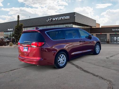 2017 Chrysler Pacifica Touring