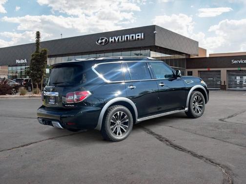 2017 Nissan Armada Platinum