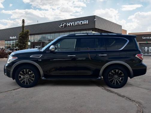 2017 Nissan Armada Platinum