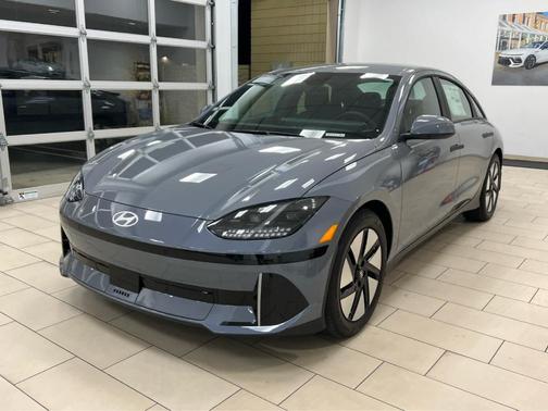 2025 Hyundai IONIQ 6 SE
