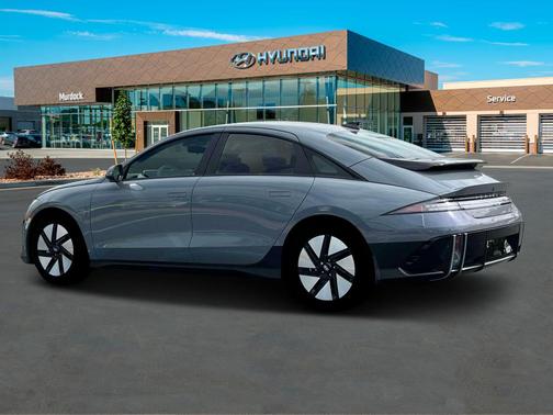 2025 Hyundai IONIQ 6 SE