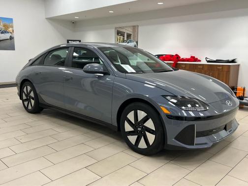2025 Hyundai IONIQ 6 SE