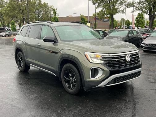 Avocado Green 2024 Volkswagen Atlas 2.0T Peak Edition SE w/Technology