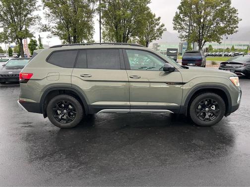 Avocado Green 2024 Volkswagen Atlas 2.0T Peak Edition SE w/Technology