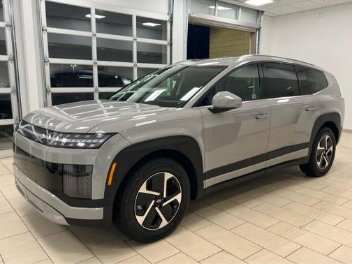 Cyber Gray 2026 Hyundai IONIQ 9 SE