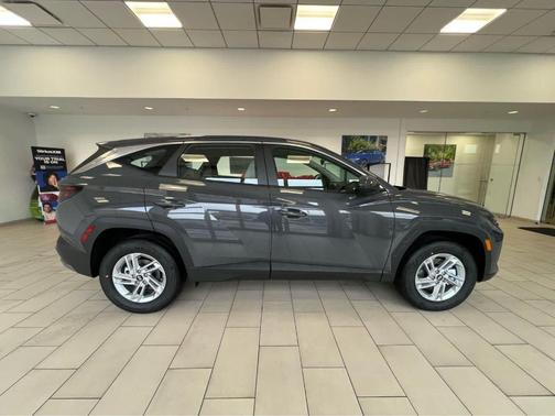 Gray 2026 Hyundai TUCSON SE