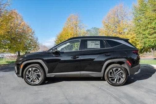 2025 Hyundai TUCSON Hybrid Limited