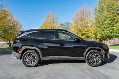 2025 Hyundai TUCSON Hybrid Limited
