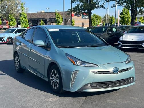Sea Glass Pearl 2022 Toyota Prius XLE
