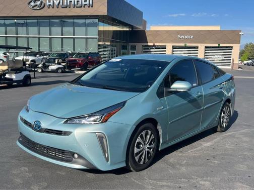 Sea Glass Pearl 2022 Toyota Prius XLE