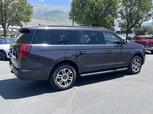 Dark 2025 Ford Expedition Max Active