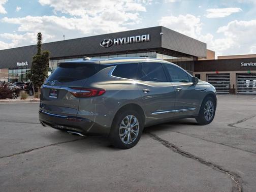 2018 Buick Enclave Avenir