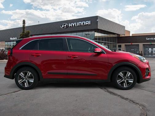 2022 Kia Niro Plug-In Hybrid EX