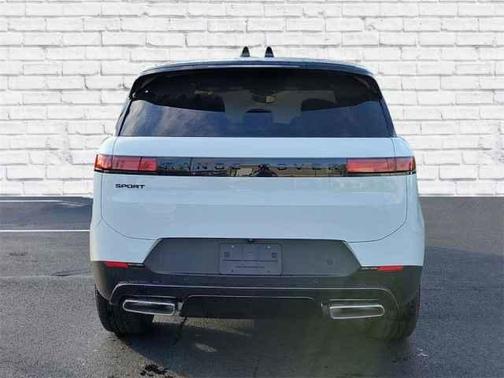 2025 Land Rover Range Rover Sport P360 SE