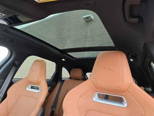 2026 Jaguar F-PACE P400 R-Dynamic S