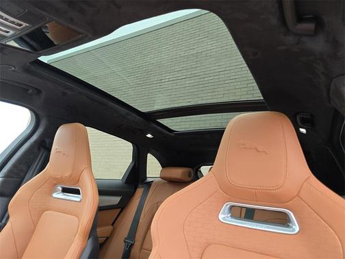 2026 Jaguar F-PACE P250 R-Dynamic S
