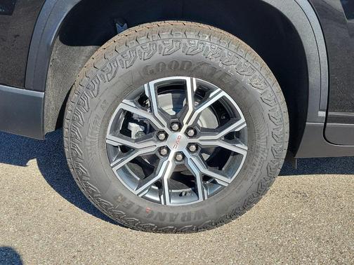 Ebony Twilight Metallic 2027 GMC Acadia AT4