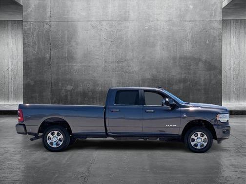 2019 RAM 2500 Big Horn Crew Cab 4x4 8' Box